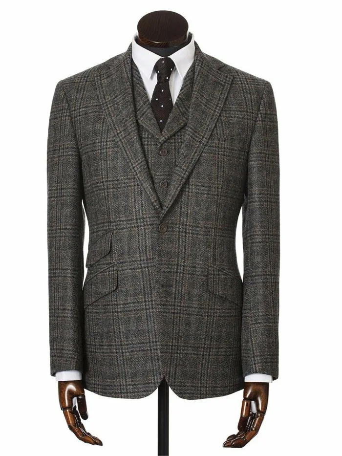 Suit 3